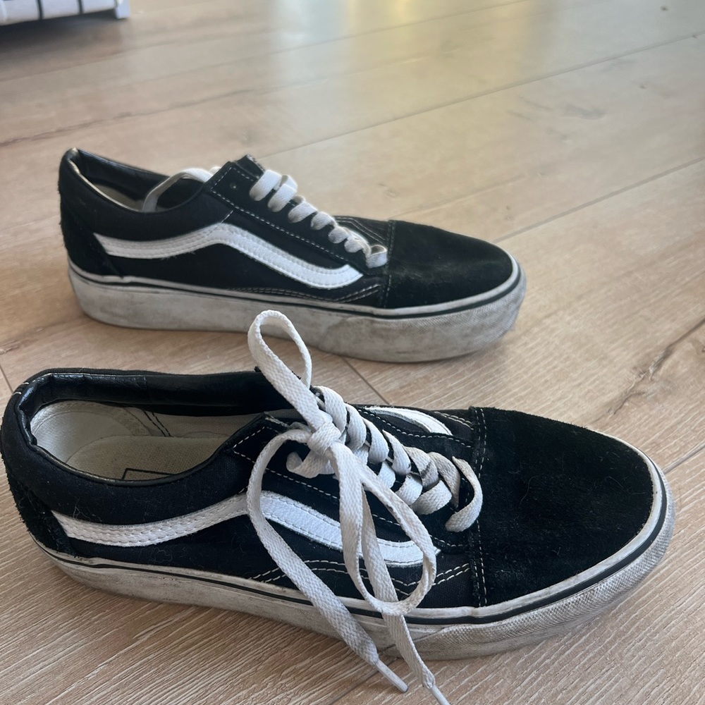 Size 8 vans